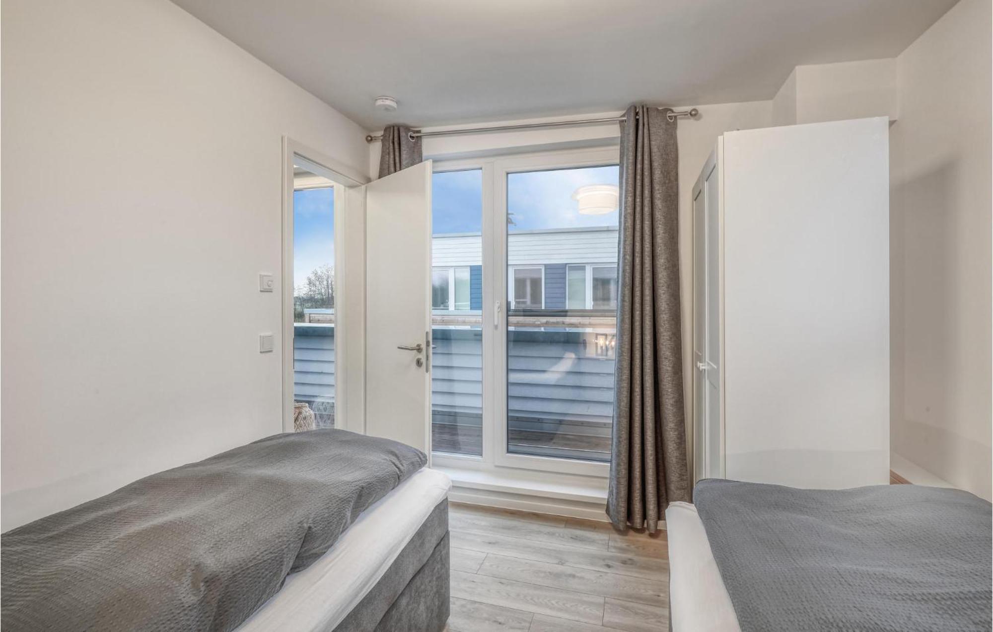 Amazing Home In Tossens With Wifi Esterno foto