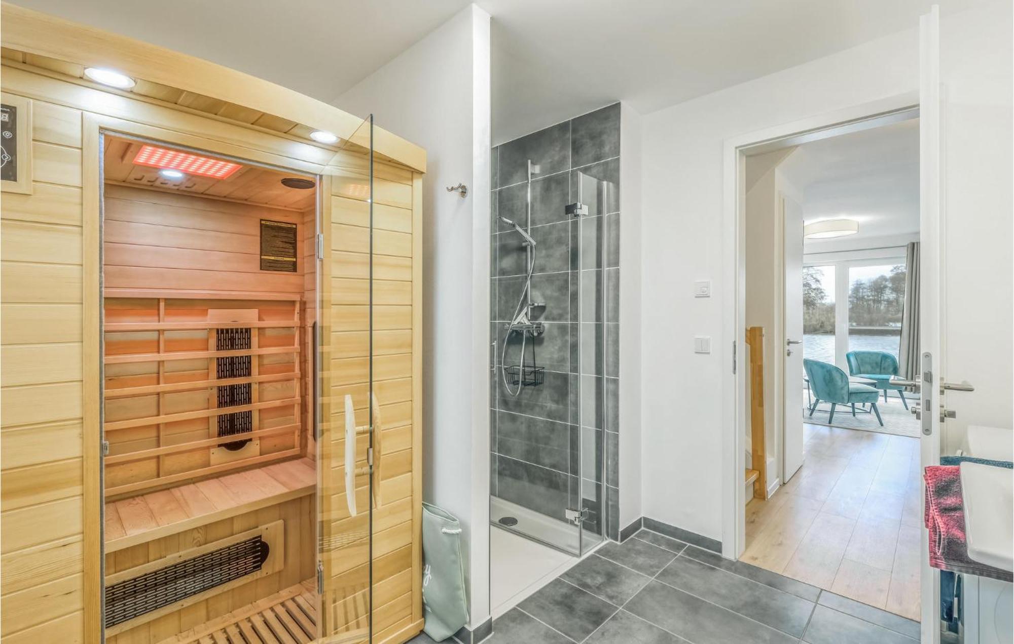 Amazing Home In Tossens With Wifi Esterno foto