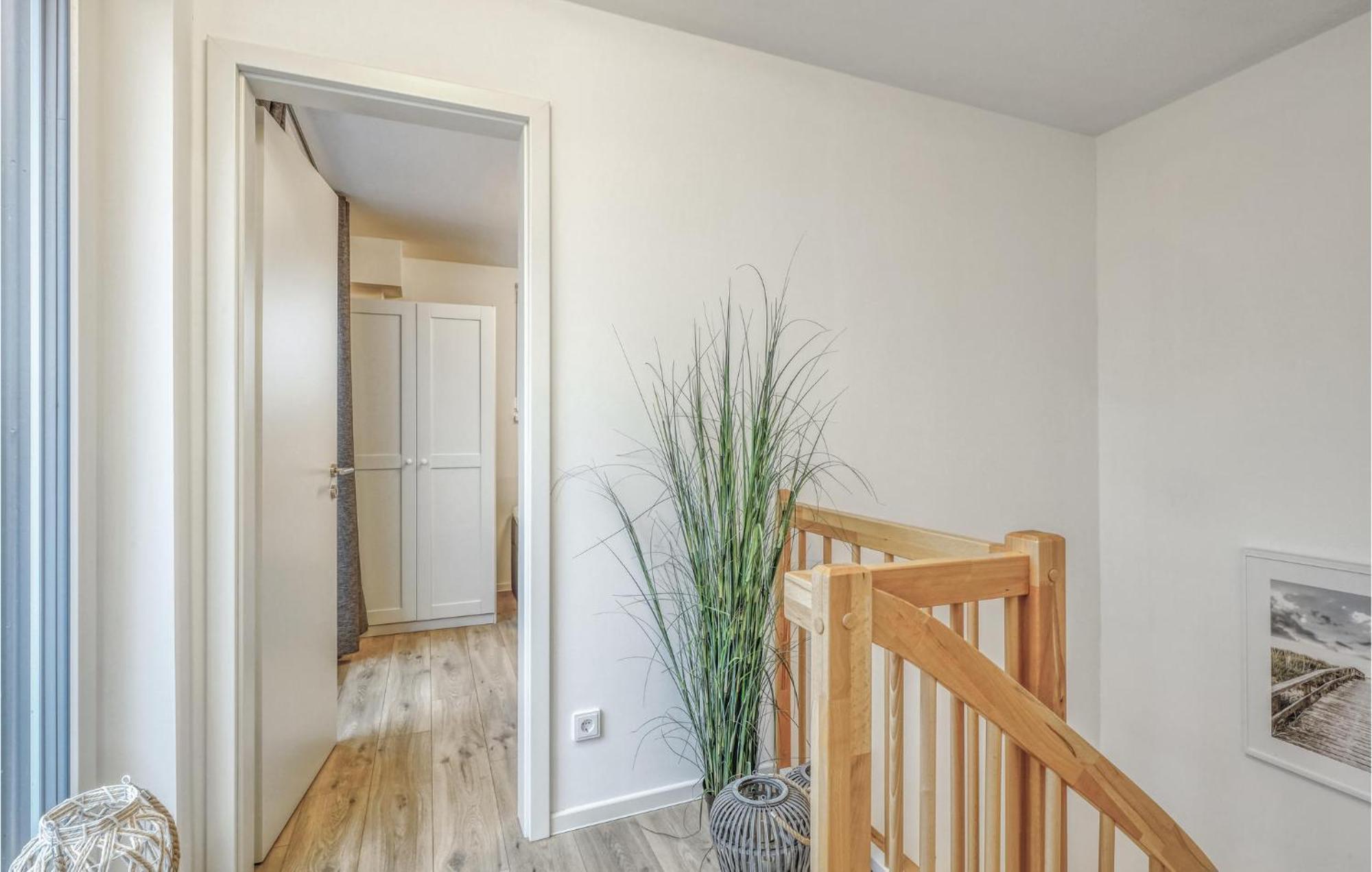 Amazing Home In Tossens With Wifi Esterno foto